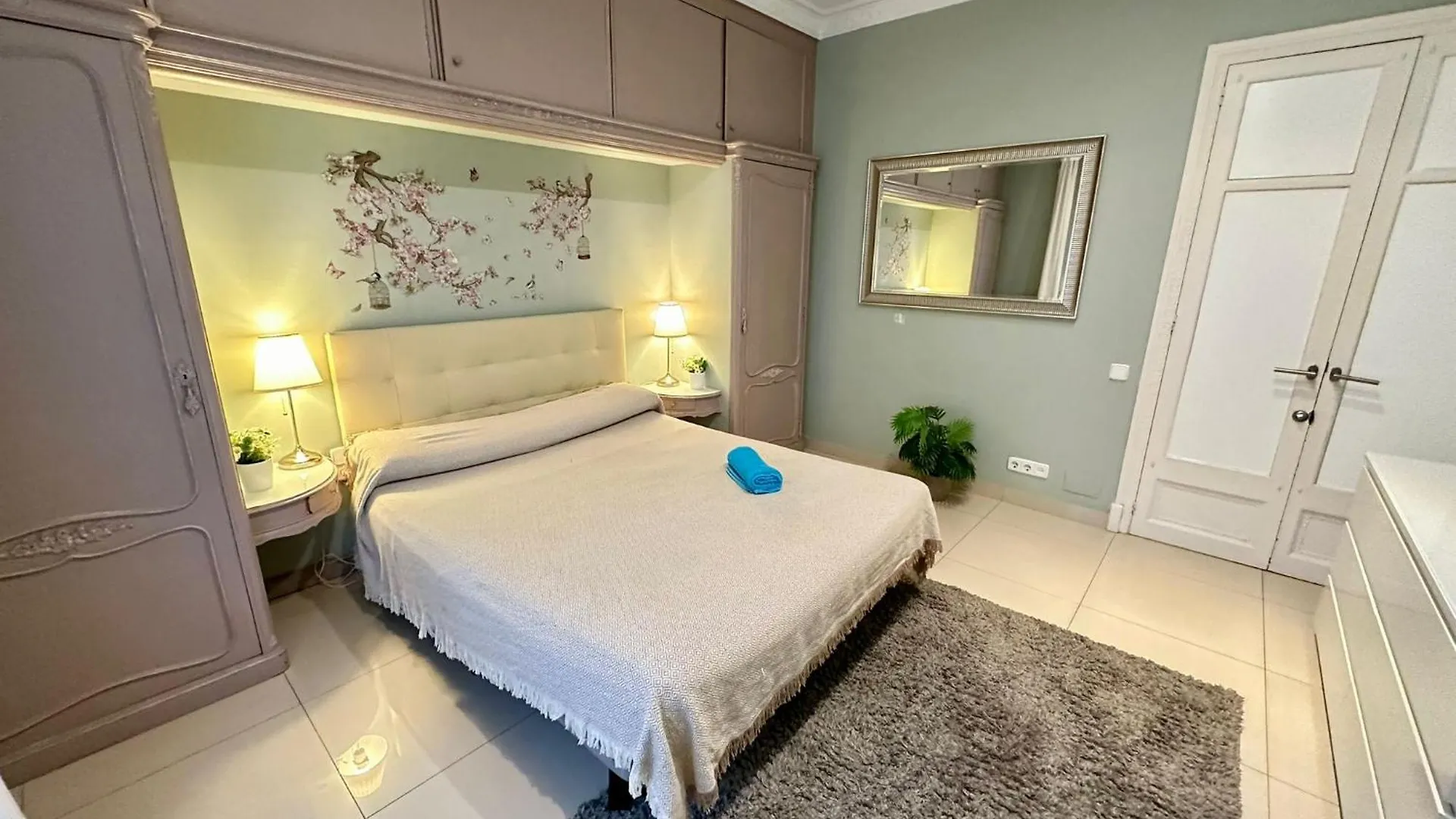 Acogedoras Habitaciones En Gran Via Barcelona Bed & Breakfast